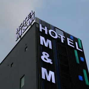 M＆m ホテル