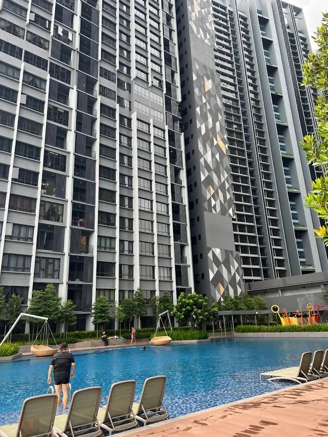 Millerz Square 3 Bedroom Near Old Klang Road Mid Valley Beautiful Night View Kuala Lumpur