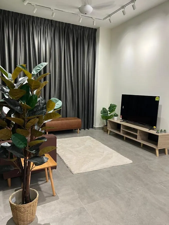 Millerz Square 3 Bedroom Near Old Klang Road Mid Valley Beautiful Night View Kuala Lumpur Malaysia