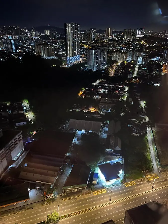 Millerz Square 3 Bedroom Near Old Klang Road Mid Valley Beautiful Night View Kuala Lumpur